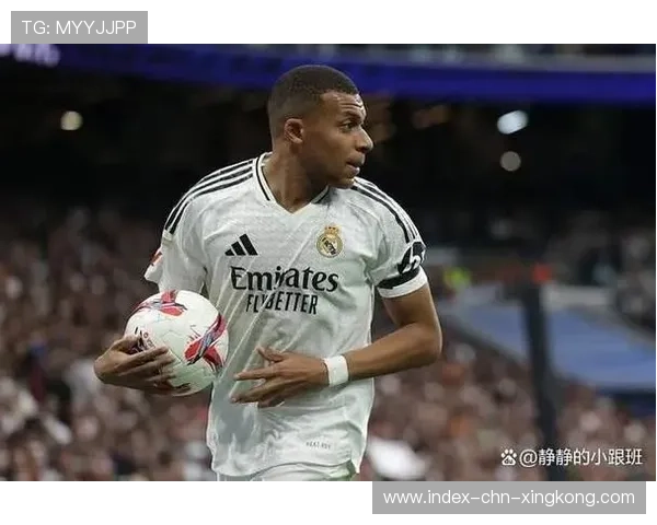 姆巴佩高速插上再现单刀冷静,法国锋线仍旧锋利 姆巴佩高速插上再现单刀冷静,法国锋线仍旧锋利